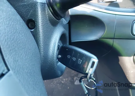 2015 Kia Optima Lx z USA, uszkodzony, nr VIN 5XXGM4A79FG456530